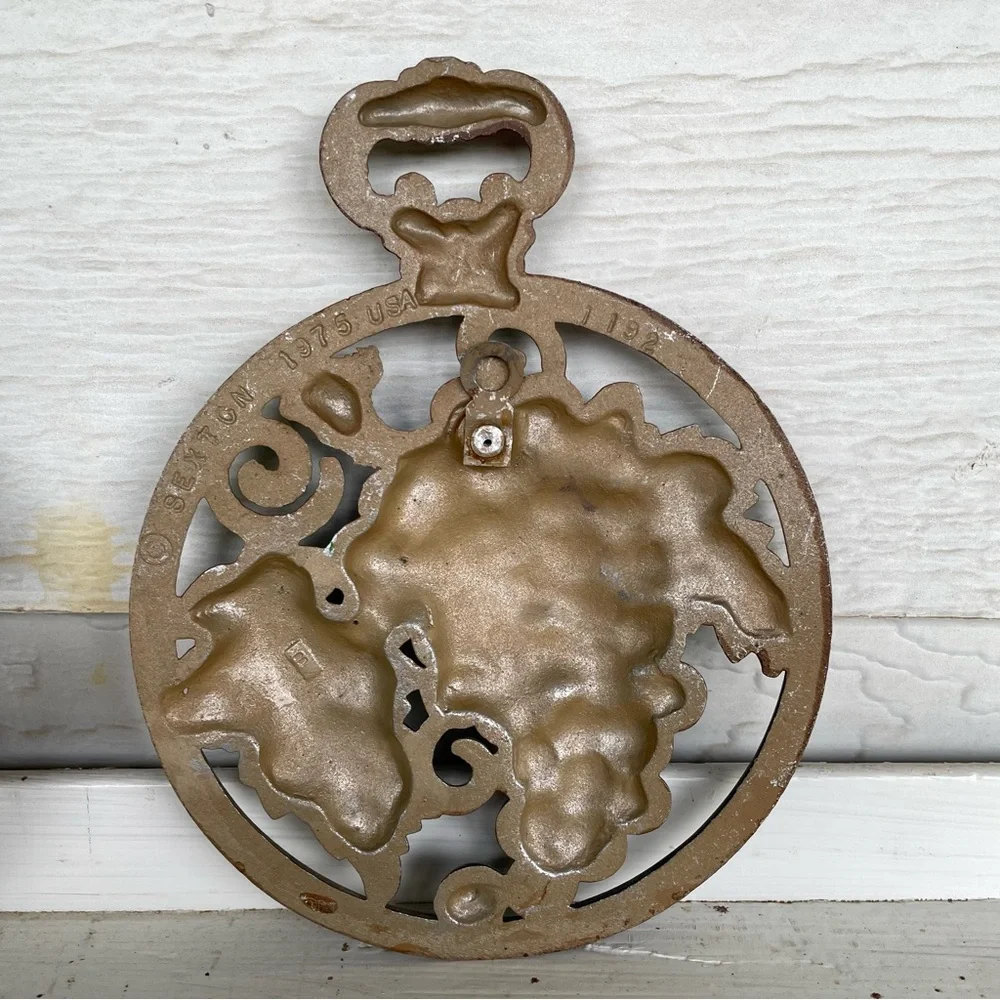 Vintage 1975 Sexton Metal Fruit Wall Decor